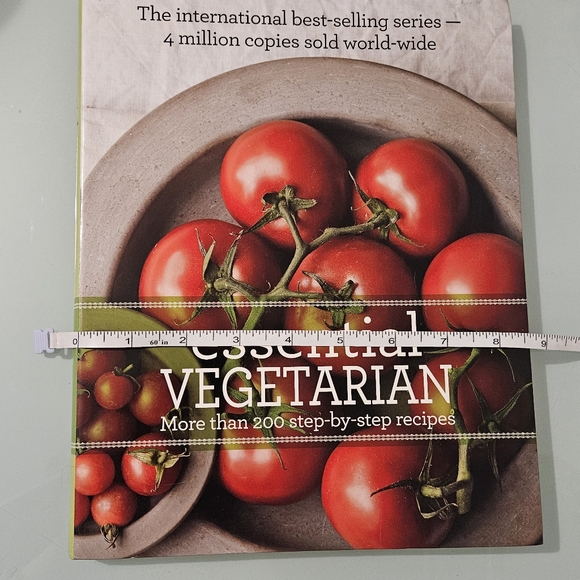 Essential Vegetarian Cookbook - Picture 11 of 16